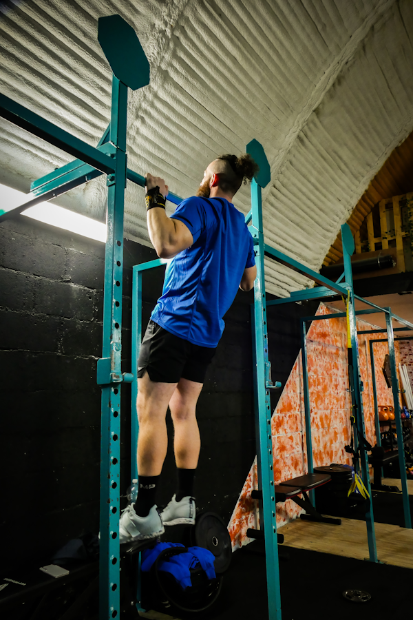 Claudio coaching strength training